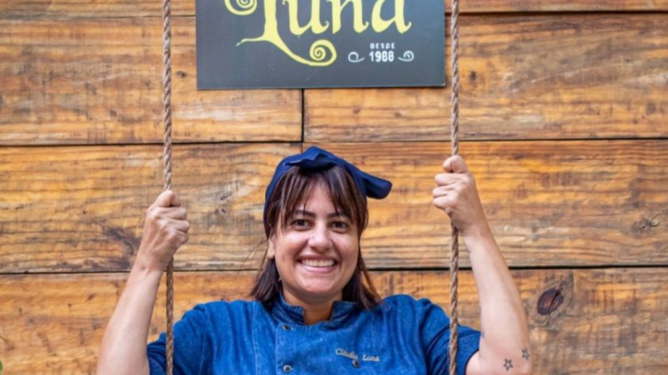 A chef do Seu Luna, Claudinha Luna.