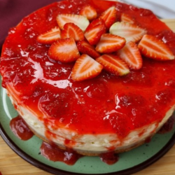 Cheesecake de morango fácil