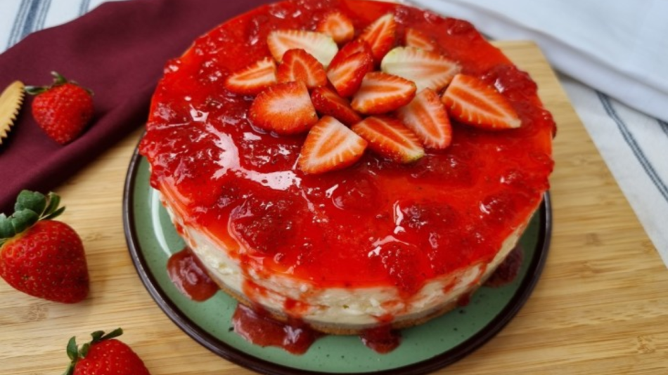 Cheesecake de morango fácil