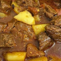 Carne guisada